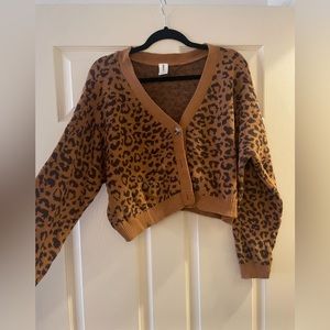 Plus sized cropped cheetah cardigan